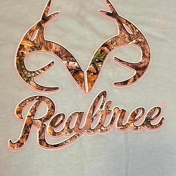 Size 1X Woman's Light Blue Realtree Tee - Picture 5 of 8